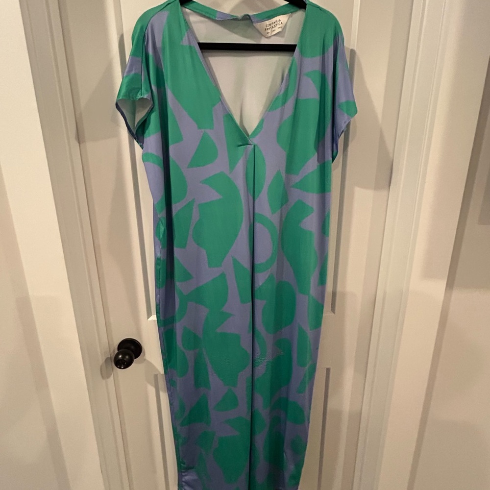 Green and Purple Sheath Maxi Dress with V-Neck and Dolman Sleeves